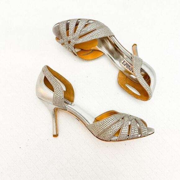 Badgley Mischka Silver Open Toe Sandal Silver Studded Size 7.5 - Picture 5 of 6